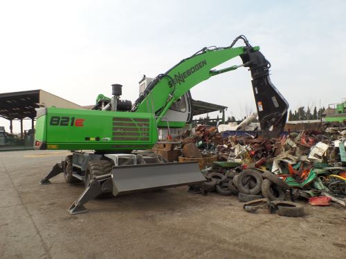 s_o138361_1_SENNEBOGEN_825__2_