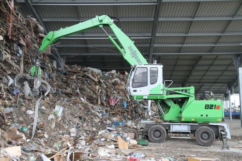 s_o138361_2_SENNEBOGEN_825__4_